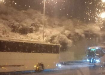 Ταλαιπωρία λόγω της κακοκαιρίας για επιβάτες του ΚΤΕΛ Κοζάνης που επέστρεφαν από Θεσσαλονίκη χθες βράδυ