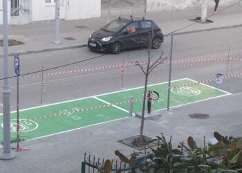 Ετοιμάζονται οι σταθμοί φόρτισης ηλεκτρικών οχημάτων μπροστά από το Δημαρχείο Εορδαίας