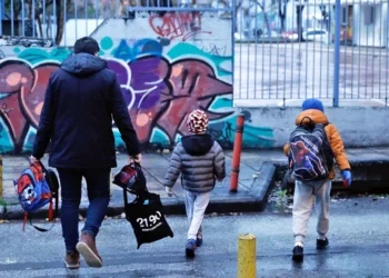 Κορωνοϊός: Τι θα ισχύει με τις απουσίες στα σχολεία -Η εγκύκλιος του υπουργείου Παιδείας