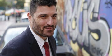 ΣΥΡΙΖΑ: Αναταραχής συνέχεια - Βουλευτές συντονίζονται για την αξιολόγηση Κασσελάκη - Ανοίγει βηματισμό ο Τεμπονέρας