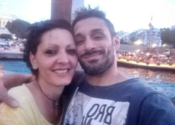 Θεσσαλονίκη: Ενέδρα έστησαν στη Γεωργία ο σύντροφός της και ο φίλος του - Την έδεσαν με χειροπέδες πριν τη μαχαιρώσουν