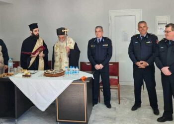 Την βασιλόπιτα της έκοψε η Πυροσβεστική Υπηρεσία Κοζάνης παρουσία του Σεβ. Μητροπολίτη Σερβίων & Κοζάνης κ.κ. Παύλο