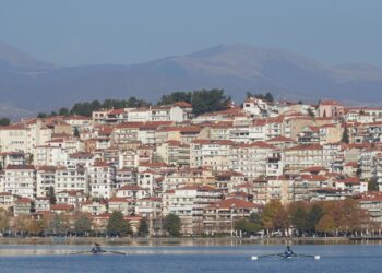 Τελευταία η Δυτική Μακεδονία στον τουρισμό- Μηδαμινό μερίδιο στις εισερχόμενες επισκέψεις, ελάχιστα έσοδα από τις διανυκτερεύσεις