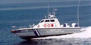 Τουρκικό δεξαμενόπλοιο προσέκρουσε σε λιμάνι της Εύβοιας – Συνελήφθη ο πλοίαρχος