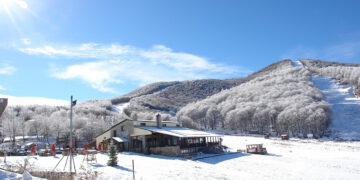 Ορειβατική Λέσχη Εορδαίας: Εξόρμηση στο Χιονοδρομικό Κέντρο Βίγλας Πισοδερίου