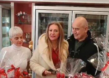 Είδη Δώρων στην πόλη της Πτολεμαΐδας, για τη γιορτή του Αγίου Βαλεντίνου! ( ρεπορτάζ της Κούλας Πουλασιχίδου )