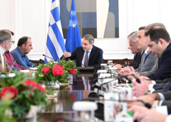 Αγρότες: Το πακέτο της κυβέρνησης για αποκλιμάκωση- Η μπάλα στα μπλόκα και το… ΚΚΕ