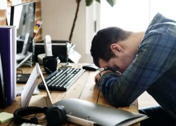 Αισθάνεστε καθημερινά κούραση, δυσφορία, υπνηλία; Ποια τα πιο κοινά αίτια;