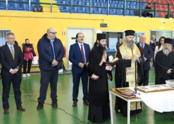 Αμύνταιο: Τη βασιλόπιτά του έκοψε το τμήμα χάντμπολ του Αμύντα Αμυνταίου, παρουσία του Μητροπολίτου Φλωρίνης κ.κ. Ειρηναίου