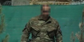 Ο πολυβολητής του στρατού που συνέλαβαν -Βρέθηκε αποτύπωμά του στον φάκελο-βόμβα στο Εφετείο Θεσσαλονίκης