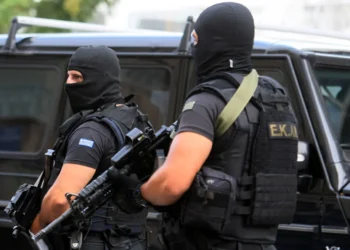 Αντιτρομοκρατική: Δύο στρατιωτικοί πυροτεχνουργοί ανάμεσα στους δέκα συλληφθέντες