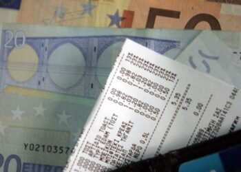 Όλες οι αποδείξεις που μειώνουν τον φόρο