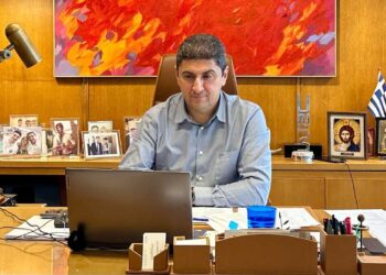 ΥπΑΑΤ: H ίδρυση Αγροτικών Τμημάτων στα Επιμελητήρια στο επίκεντρο επαφών Αυγενάκη – ΚΕΕΕ