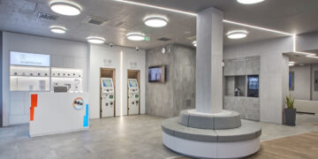 Δέκα νέα καταστήματα ΔΕΗ άνοιξαν σε όλη την Ελλάδα – Και στην Πτολεμαΐδα