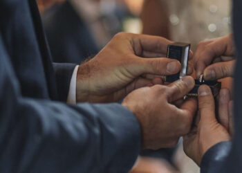 Επιστολή – διαμαρτυρία από 13 συλλόγους και φορείς της Π.Ε. Κοζάνης με αφορμή το νομοσχέδιο για τα ομόφυλα ζευγάρια