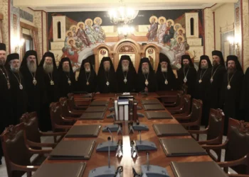 Η επιστολή της Ιεράς Συνόδου στους βουλευτές για γάμο ομόφυλων: «Καταργεί μητρότητα και πατρότητα, ουδετεροποιεί τα φύλα»