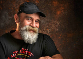 Μαρτυρίες καίνε τον Πολυχρονόπουλο: Έπαιρνε τα βρεφικά είδη από τις δωρεές και τα πουλούσε σε μίνι μάρκετ Πακιστανών