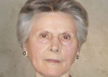 Νεκρολογία εις μνήμην Ελένης Λευκοπούλου