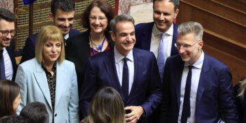 Νόμος του κράτους ο γάμος ομοφύλων: Η ακτινογραφία της ιστορικής ψηφοφορίας με τα 176 ναι