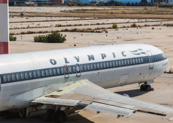 Πράσινο φως για την «προσγείωση» ενός αεροπλάνου Boeing 747 στη Λεωφόρο Βουλιαγμένης