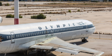 Πράσινο φως για την «προσγείωση» ενός αεροπλάνου Boeing 747 στη Λεωφόρο Βουλιαγμένης