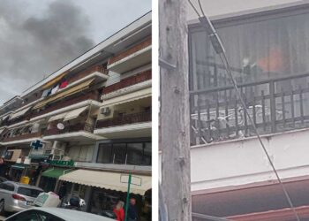 ΠΤΟΛΕΜΑΪΔΑ – Συμβαίνει τώρα: Μεγάλη φωτιά σε σοφίτα διαμερίσματος επί της 25ης Μαρτίου