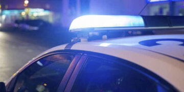 Πτολεμαΐδα: Αστυνομικός εκτός υπηρεσίας “τσάκωσε” δύο ανήλικους να κλέβουν σπίτι ηλικιωμένου