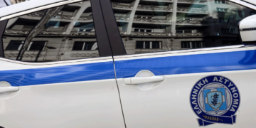 Σοκ στο Λαύριο: Χειροπέδες σε 33χρονο που κατηγορείται για τον βιασμό της θετής ανήλικης κόρης του