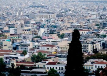 Έβγαλαν στο «σφυρί» το σπίτι χήρας για οφειλή 11.700 ευρώ – Πώς τη δικαίωσε το δικαστήριο