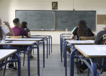 Στο νοσοκομείο με κρανιοεγκεφαλικές κακώσεις 18χρονος που ξυλοκοπήθηκε από συμμαθητές του (VIDEO)