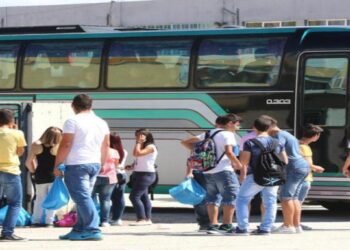 Σχολικές εκδρομές: Τι αλλάζει μετά τις αντιδράσεις εκπαιδευτικών – Νέα εγκύκλιος