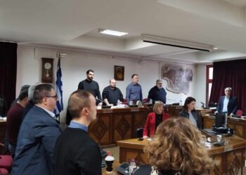 Δ.Σ. Εορδαίας: Ενός λεπτού σιγή για τα θύματα των Τεμπών