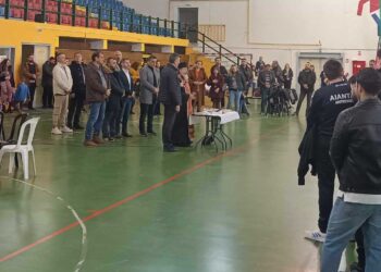 Την βασιλόπιτα του έκοψε ο Αίαντας Αμυνταίου με πλήθος κόσμου να παρίσταται στην εκδήλωση