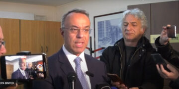 [VIDEO] Σταϊκούρας: ο ΟΑΣΘ ενισχύεται με λεωφορεία & προσωπικό – Ξεκινά έρευνα για τις μελλοντικές ανάγκες της Θεσσαλονίκης