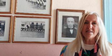 Το φεγγοβόλο φως του Εικοσιένα άστραψε στην επετειακή γιορτή του Ιστορικού 81ου Δημοτικού Σχολείου Θεσσαλονίκης για την 25η Μαρτίου! (ρεπορτάζ της Κούλας Πουλασιχίδου)