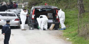 Φρίκη στα Γιάννενα: Τι έγραφε το περίεργο σημείωμα που άφησε ο 50χρονος στους αστυνομικούς