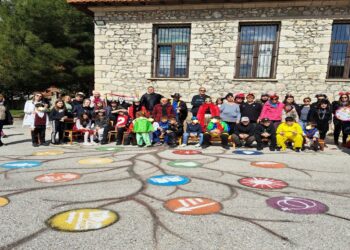 Ήθη και Έθιμα της Αποκριάς από τους μαθητές του 1ου Δημοτικού Σχολείου Αγίας Παρασκευής και τους ωφελούμενους του Ειδικού Εργαστηρίου  Πτολεμαΐδας