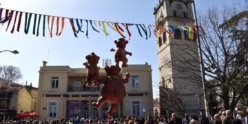 Κοζάνη: Τεράστια η συμμετοχή του κόσμου στις εκδηλώσεις της Μικρής Αποκριάς