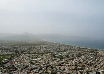 Meteo.gr: Υψηλές συγκεντρώσεις Σαχαριανής σκόνης στη νότια Ελλάδα σήμερα
