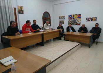 Ομόφωνο «ΟΧΙ» στο ξήλωμα των υπηρεσιών της Αιανής από Προέδρους και κατοίκους- Τα έψαλαν στον Αντιδήμαρχο, Κώστα Κουρού: «Δεν δεχόμαστε αποδυνάμωση του τόπου μας»(VIDEO-φώτο)