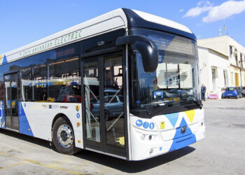 Αλεξοπούλου: το Μάιο στους δρόμους της Αθήνας & Θεσσαλονίκης τα νέα ηλεκτρικά λεωφορεία