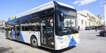 Αλεξοπούλου: το Μάιο στους δρόμους της Αθήνας & Θεσσαλονίκης τα νέα ηλεκτρικά λεωφορεία