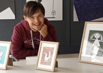 Αξίζει πολύ για πολλά – Η Τάσα Σιόμου για την έκθεση του Αλέξανδρου Χάτσιου