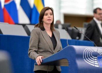 Αννα Μισέλ Ασημακοπούλου: Αποσύρεται από το ευρωψηφοδέλτιο της Ν.Δ.