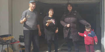 Η Τσικνοπέμπτη αποτελεί το παραδοσιακό “ραντεβού” μας με την παράδοση, που μας οδηγεί στην Αποκριά και στην Καθαρή Δευτέρα! ( της Κούλας Πουλασιχίδου)