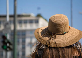 Τελευταίο Σαββατοκύριακο του Μαρτίου σαν καλοκαίρι -Θερμοκρασίες ως 27 βαθμούς, δείτε αναλυτικά