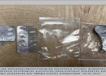 Καστοριά: Συνελήφθη 40χρονος για κλοπή από κατάστημα ειδών άθλησης, για επικίνδυνη σωματική βλάβη και για παράβαση της νομοθεσίας περί όπλων