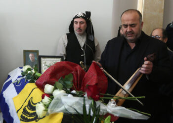 Μιχάλης Χαραλαμπίδης: Με Ποντιακά τραγούδια και τιμητικό άγημα Ποντίων το αντίο