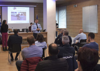 Με επιτυχία ολοκληρώθηκε ο πρώτος κύκλος του εκπαιδευτικού σεμιναρίου των Αστυνομικών της Διεύθυνσης Αστυνομίας Καστοριάς, για τον Αυτισμό