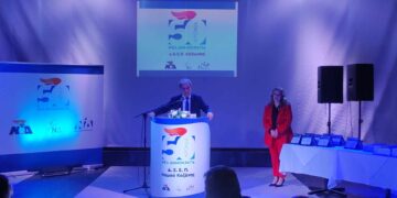 Γενέθλια στη σκιά της επιστροφής Αμανατίδη- Βαρύ κλίμα και «αναβολή» βραβεύσεων για πρώην Βουλευτές και Προέδρους ΝΟΔΕ στην επετειακή εκδήλωση της ΝΔ